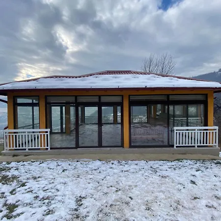 Villa Vip Mountain Villa *