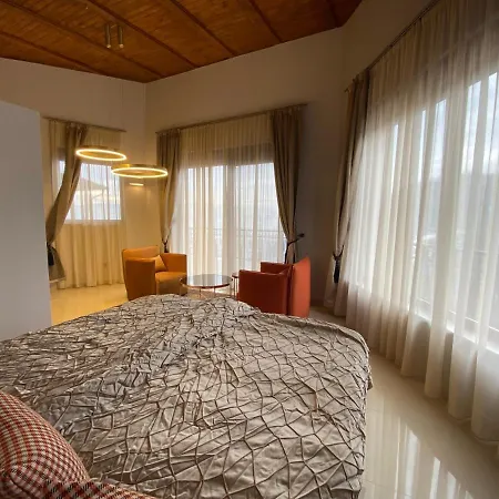 Villa Vip Mountain Villa *